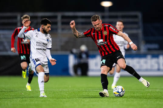 Sirius André Alsanati och Brommapojkarnas Rasmus Örqvist