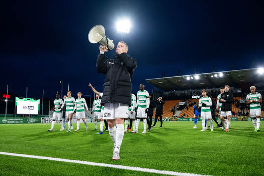 Västerås Simon Johansson jublar