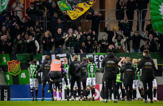 GAIS spelare jublar