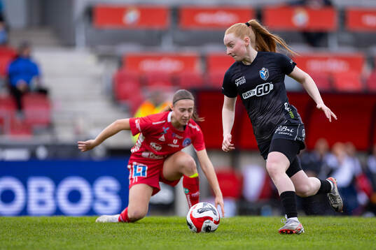 Linköpings Vilma Emilia Koivisto och Växjö DFFs Þordis Elva Águstsdottir