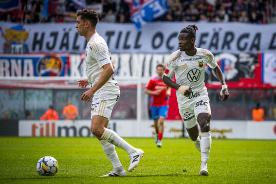 Östersunds Ahmed Bonnah och Yannick Armel Assiedou Adjoumani