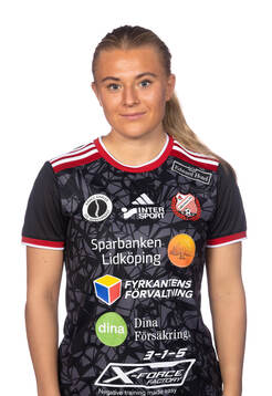 Lidköpings Venla Lindfors poserar för ett porträtt den 29 april 2024 i Lidköping.