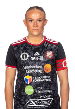 Lidköpings Emilia Bengtsson poserar för ett porträtt den 29 april 2024 i Lidköping.