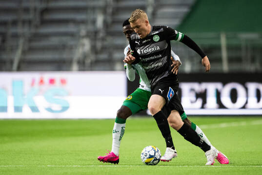 Hammarbys Shaquille Pinas och Västerås Simon Johansson