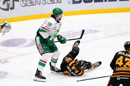 Rögles Dennis Everberg och Skellefteås Måns Forsfjäll