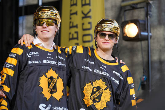 Skellefteås Lukas Vesterlund och Simon Robertsson