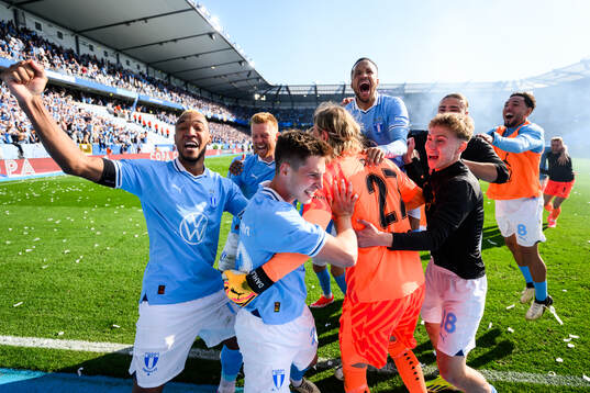 Malmö FFs Derek Cornelius, Lasse Berg Johnsen och Martin