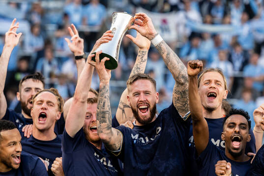 Malmö FFs Martin Olsson, Erik Botheim, Anders