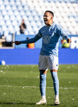 Malmö FFs Martin Olsson jublar