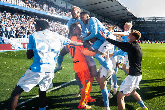 Malmö FFs Taha Abdi Ali, Derek Cornelius, målvakt Johan