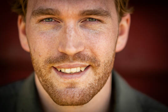 Oscar Eklind som skrivit på för NHL-laget Philadelphia