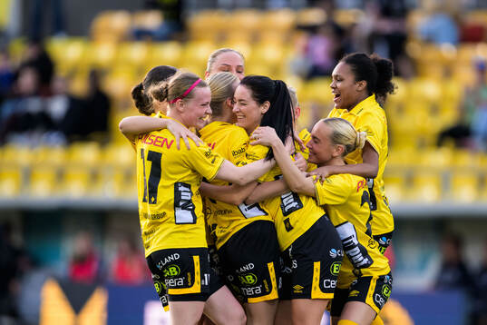 Elfsborgs Izabella Bergström jublar efter 1-1