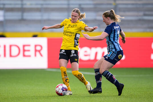 Elfsborgs Hanna Jiozon och Husqvarnas Antonia Estunger