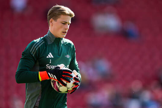 Sander Tangvik of Rosenborg warms up ahead of the Eliteserien match between Brann and Rosenborg on May 4, 2024 in Bergen. 