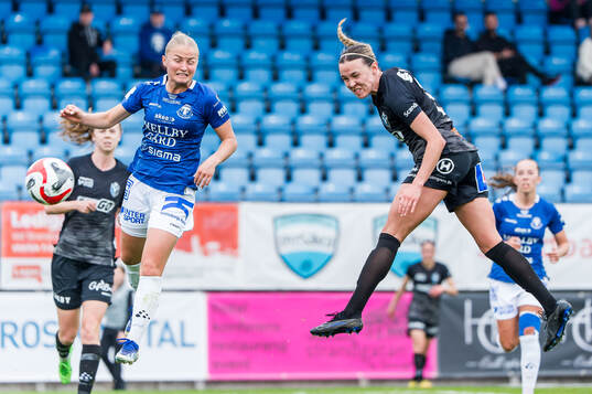 Trelleborgs Lova Sternfeldt och Växjö DFFs Larkin Russel