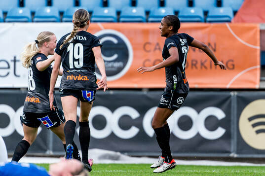 Växjö DFFs Eva Dessislava Dupuy jublar