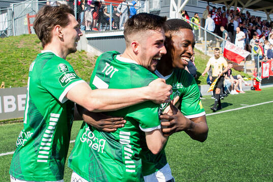 Brages Pontus Jonsson, Samouil Izountouemoi och Emil Tot