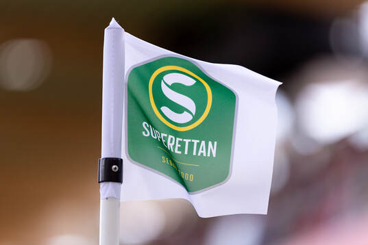 Hörnflagga med Superettan logo