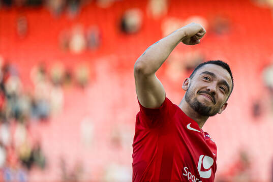 Niklas Castro of Brann celebrates