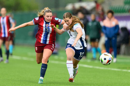 Christina Louise Herseth of Norway and Sophie Harrison of England