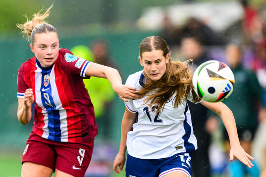 Christina Louise Herseth of Norway and Sophie Harrison of England