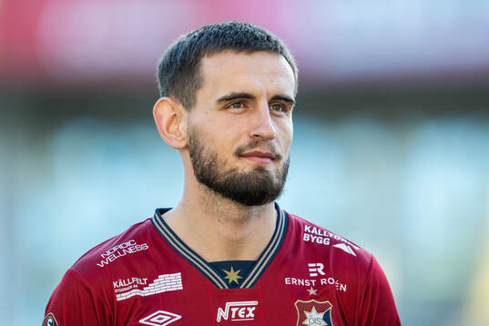 Örgrytes Erion Sadiku vid line-up