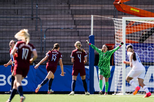 Goalkeeper Hanna Krog of Norway celebrates