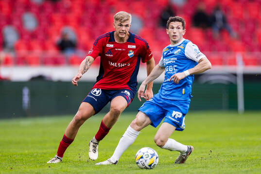 Östers Mattis Adolfsson och IK Oddevolds Liridon Kalludra