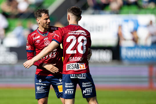 Örgrytes spelare jublar