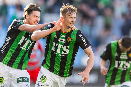 GAIS Alexander Ahl Holmström jublar efter 2-0