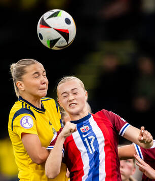 Alice Broman of Sweden and Tommine Enger of Norway