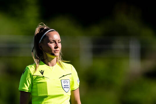 Referee Fabienne Miche