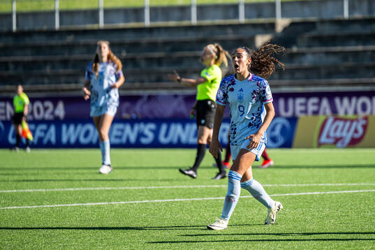 Celia Segura of Spain celebrates after scoring the 0-5 goal