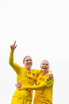 Lærke Hammer and Rikke Fleischer Nedreaas of Bodø/Glimt celebrate