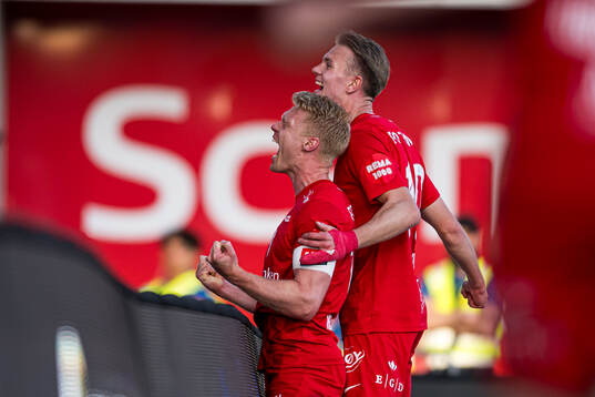 Sivert Heltne Nilsen of Brann celebrates