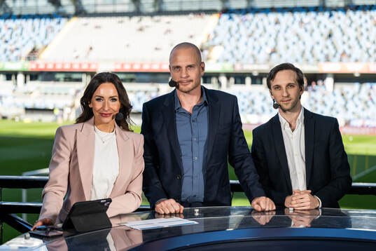 Discovery+ programledare Camilla Nordlund, expert Andreas