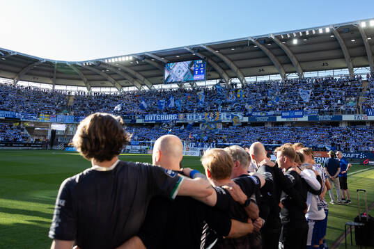 IFK Göteborgs klack innan fotbollsmatchen i Allsvenskan mellan IFK Göteborg och Malmö FF den 13 maj 2024 i Göteborg. 