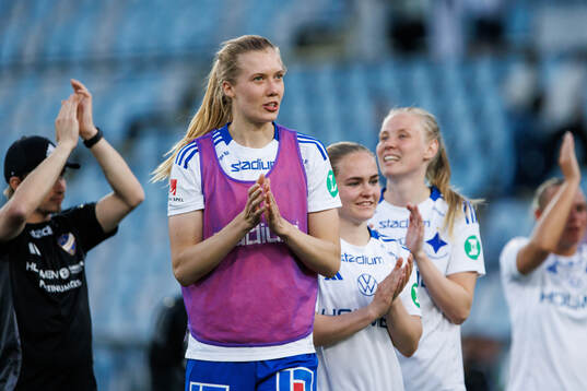 IFK Norrköpings Ebba Handfast jublar