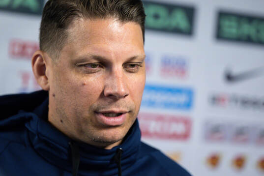 Assistant coach Josef Boumedienne of Sweden