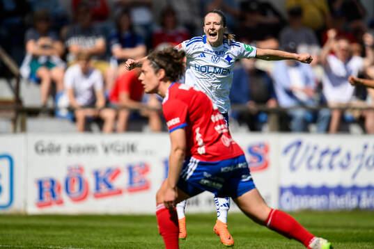 IFK Norrköpings Sabina Ravnell jublar efter 0-1