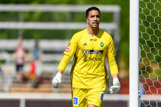 Skövde AIKs Adrian Zendejas jublar efter 1-0
