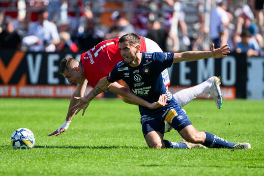 underDegerfors Adi Fisic och Örgrytes Erion Sadiku