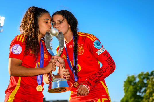 Celia Segura and Silvia Fernandez of Spain celebrate