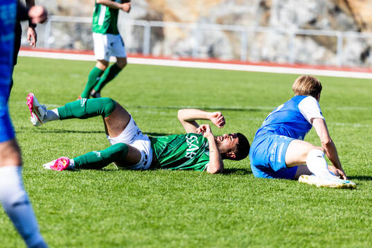 Brages Ömur Pektas och IK Oddevolds Gabriel Sandberg