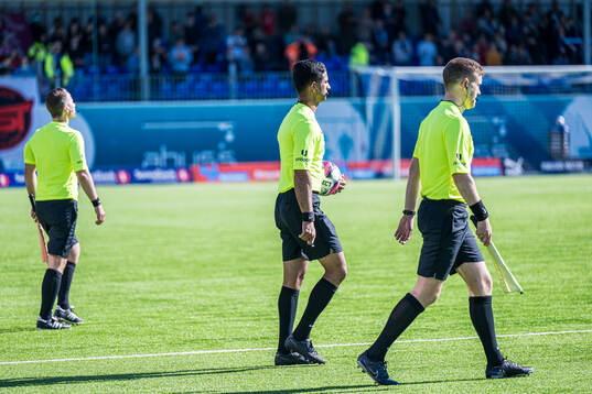 Mohammad Usman Aslam, referee