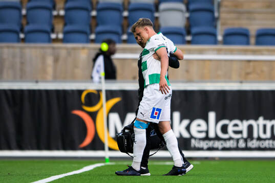 Västerås Simon Gefvert har ont