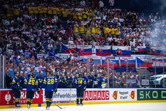 Joel Eriksson Ek of Sweden celebrates the 5-0 goal