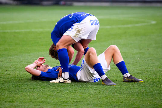 Trelleborgs Filip Bohman  och Tobias Karlsson jublar