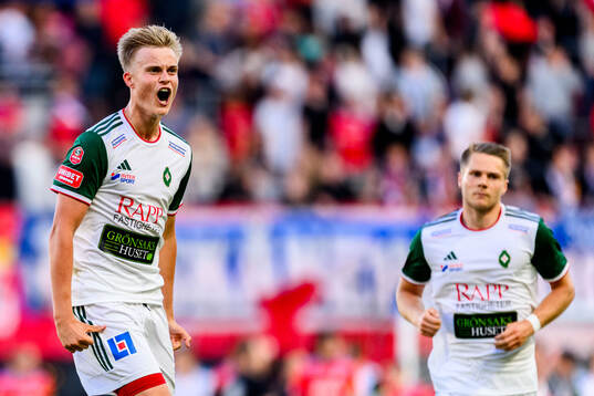 Skövde AIKs Edvin Tellgren jublar