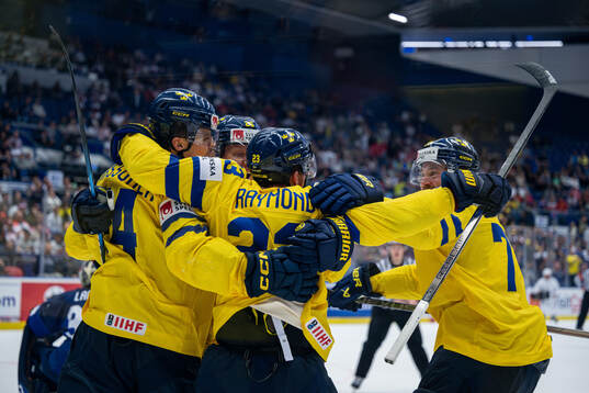 Joel Eriksson Ek, Rasmus Dahlin, Lucas Raymond and Victor